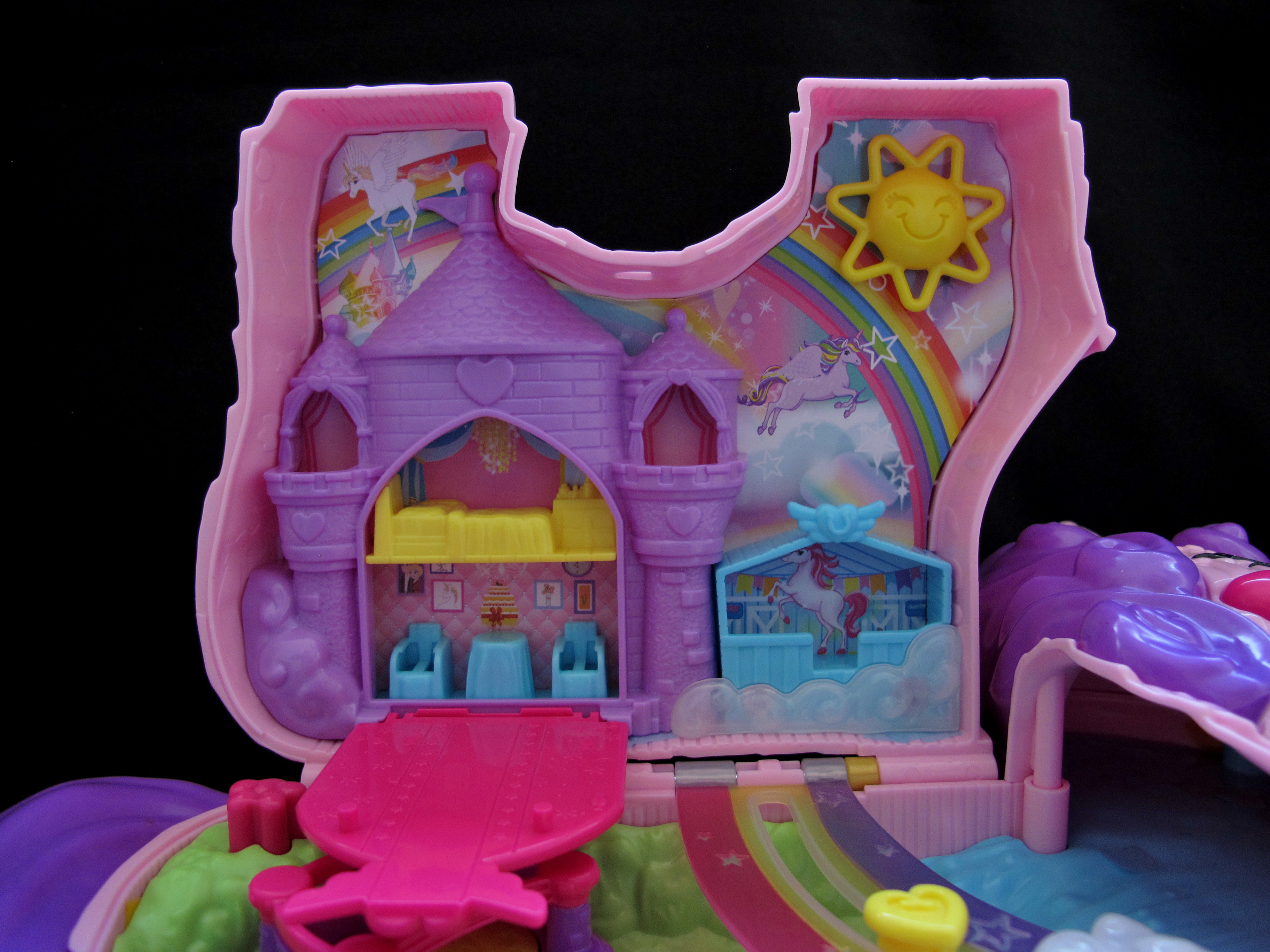 Polly Pocket Llama Pinata